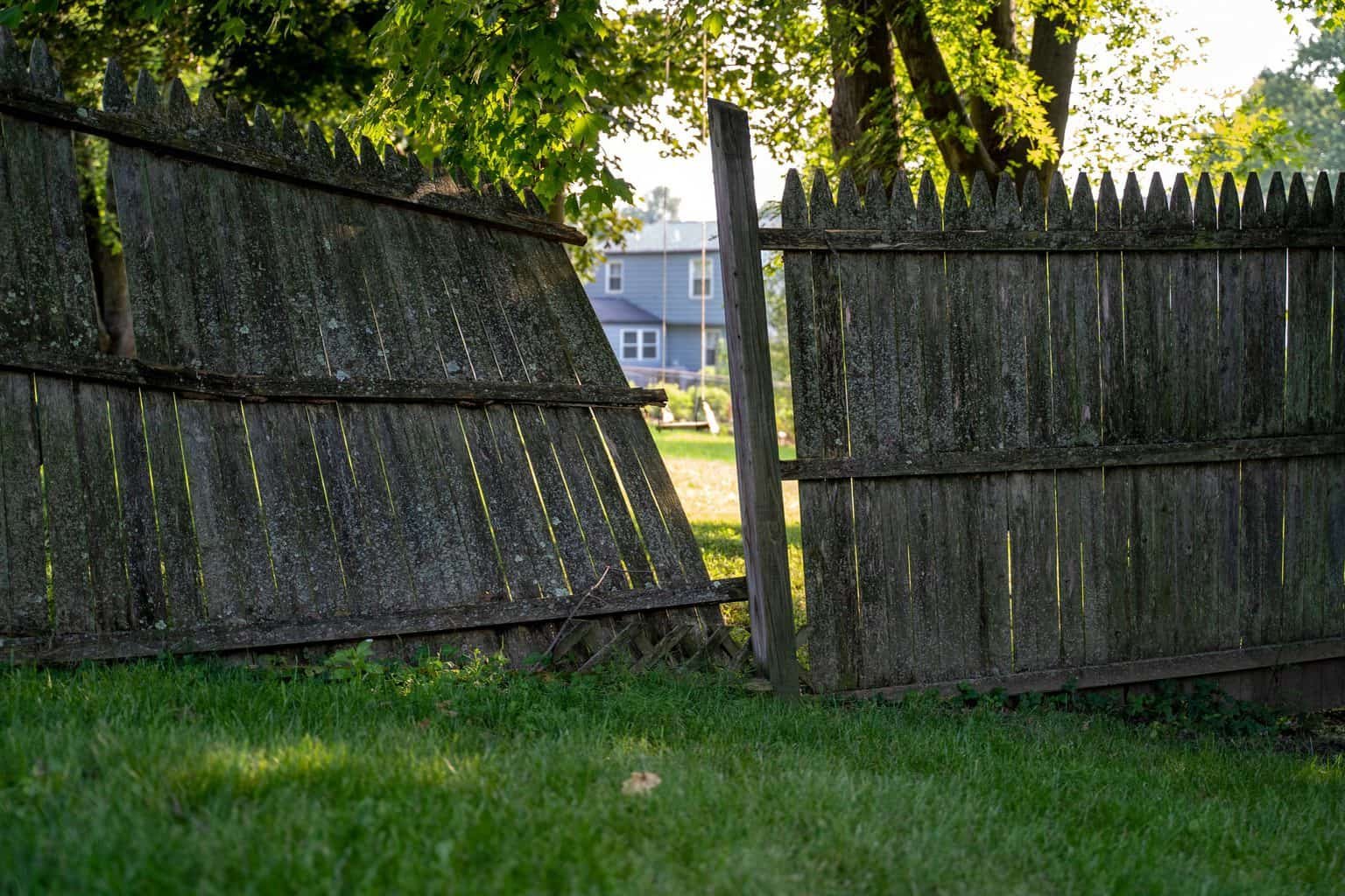 How Can You Tell if a Fence is Yours?