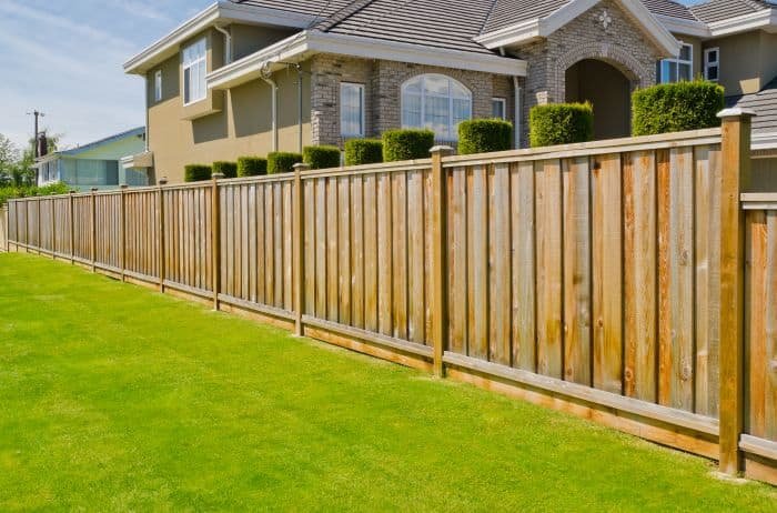 What is the Easiest Fence to Install Yourself