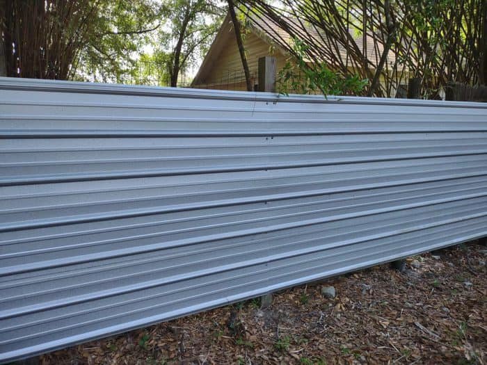 How To Frame A Corrugated Metal Fence (2023)