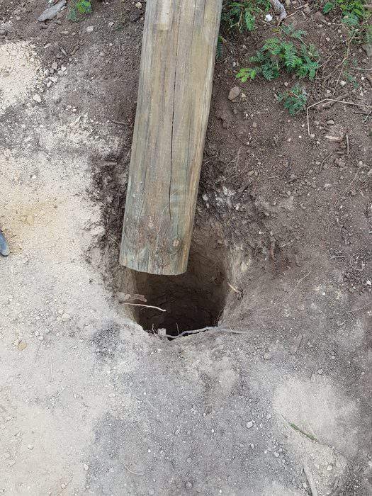 How to Build a Fence for Your Backyard (Step by Step)