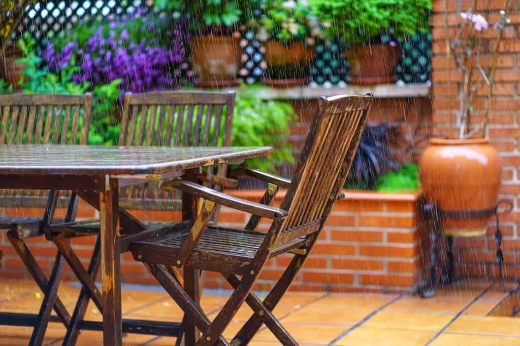 How to Clean Outdoor Teak Furniture (The Right Way)